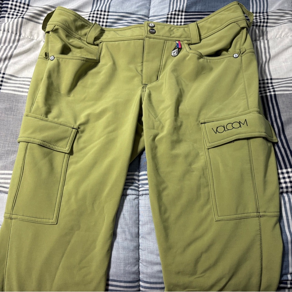 Volcom Women’s Olive Green “Let it Storm” Snow Pants